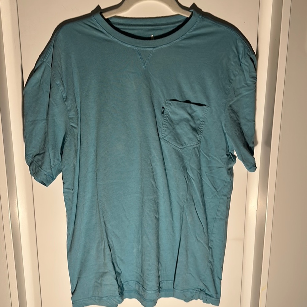 johnnie-O | Men’s Large (L) Blue Pocket T-Shirt | Same Day Shipping!